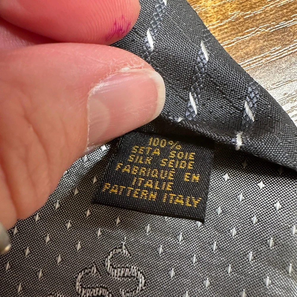 Hugo Boss Mens Silk Tie Black Grey White‎ Diagonal Stripe Made in Italy Necktie